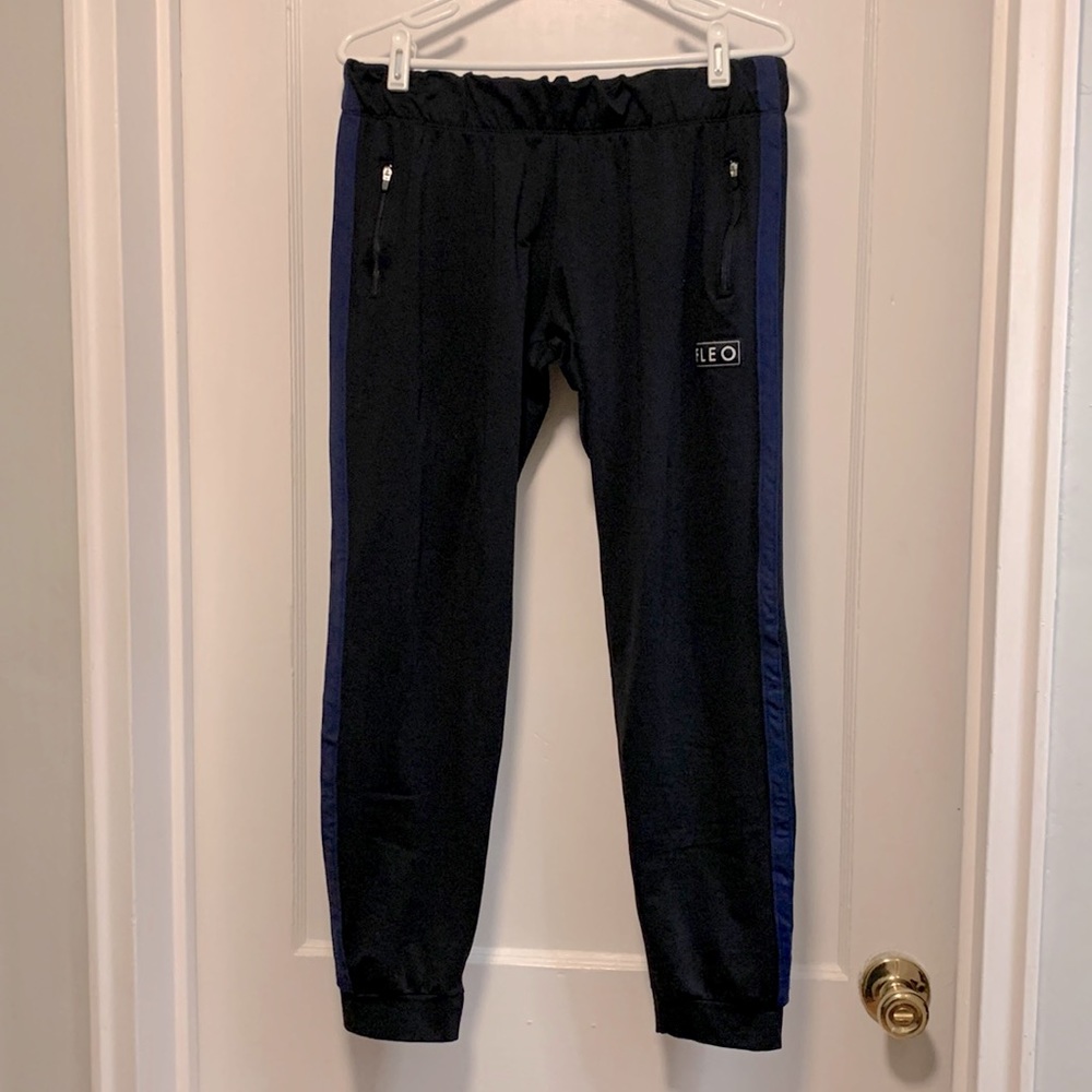 FLEO Joggers - Black with navy stripe